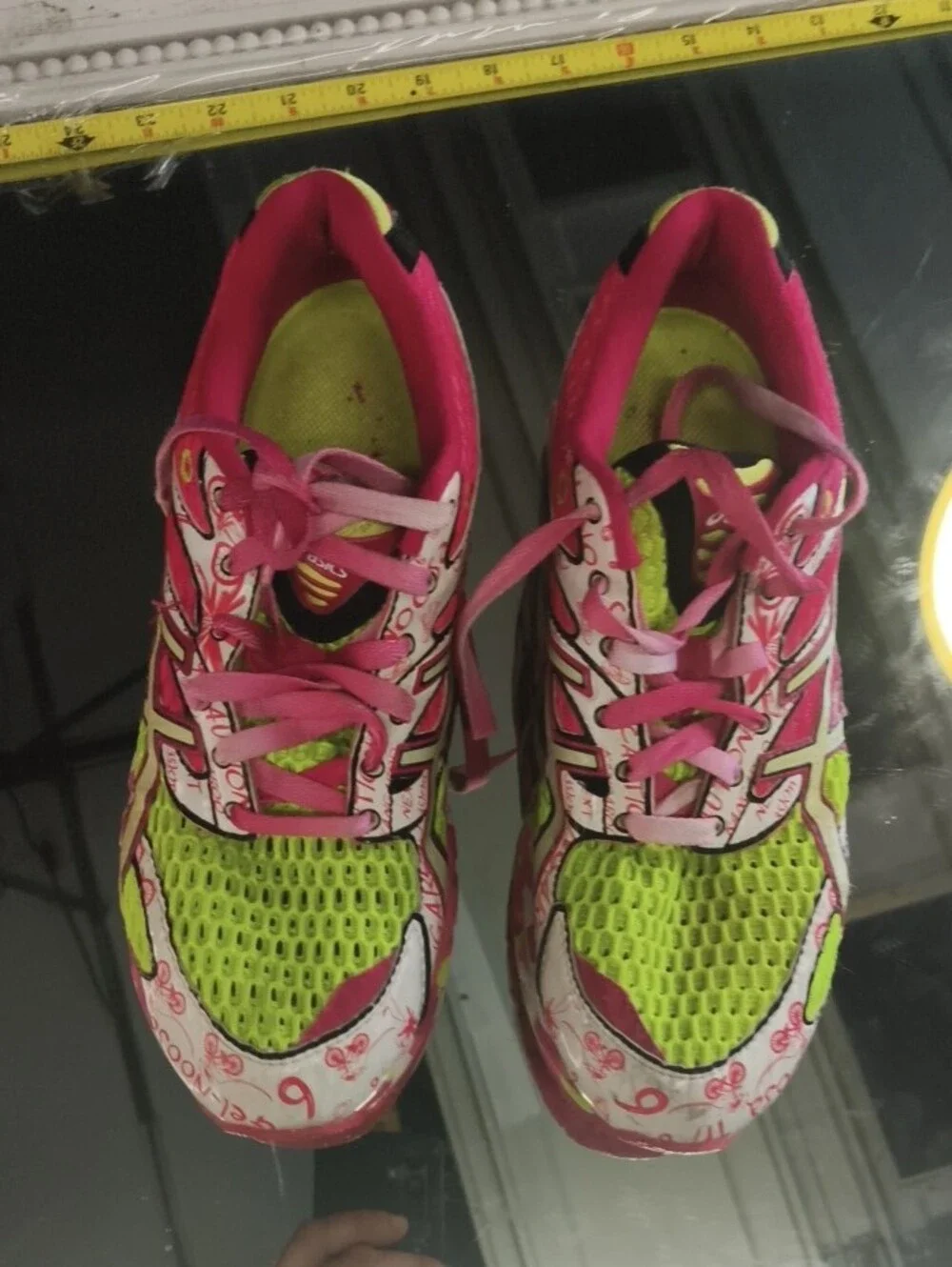 Women's 8.5 Asics Pink and Neon Green W Athletic Running Shoes W Neon Yellow.